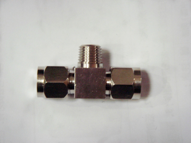 卡套(tao)式三通(tong)終端接(jie)頭