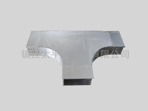 金屬(shu)橋架三通(tong)