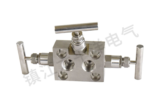 一體化(hua)三閥組(zu)